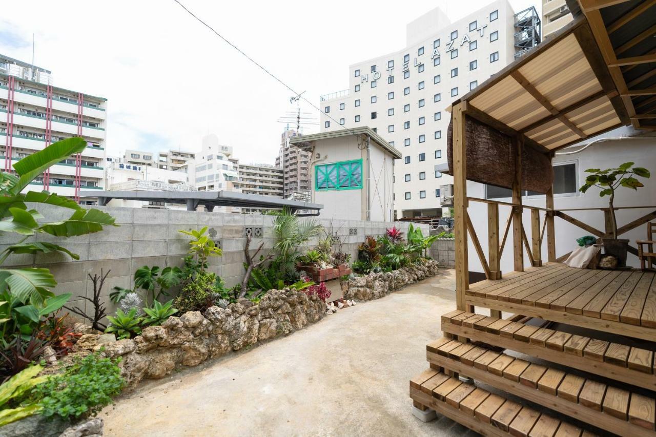 沖縄古民家お宿ななつぼし Okinawa Traditional House Nanatsuboshi Naha Esterno foto