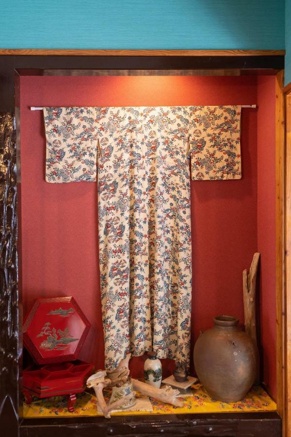 沖縄古民家お宿ななつぼし Okinawa Traditional House Nanatsuboshi Naha Esterno foto